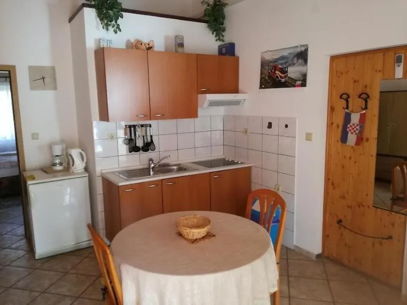Apartmani Marijana, Matkino 13A سيلتسي شقة